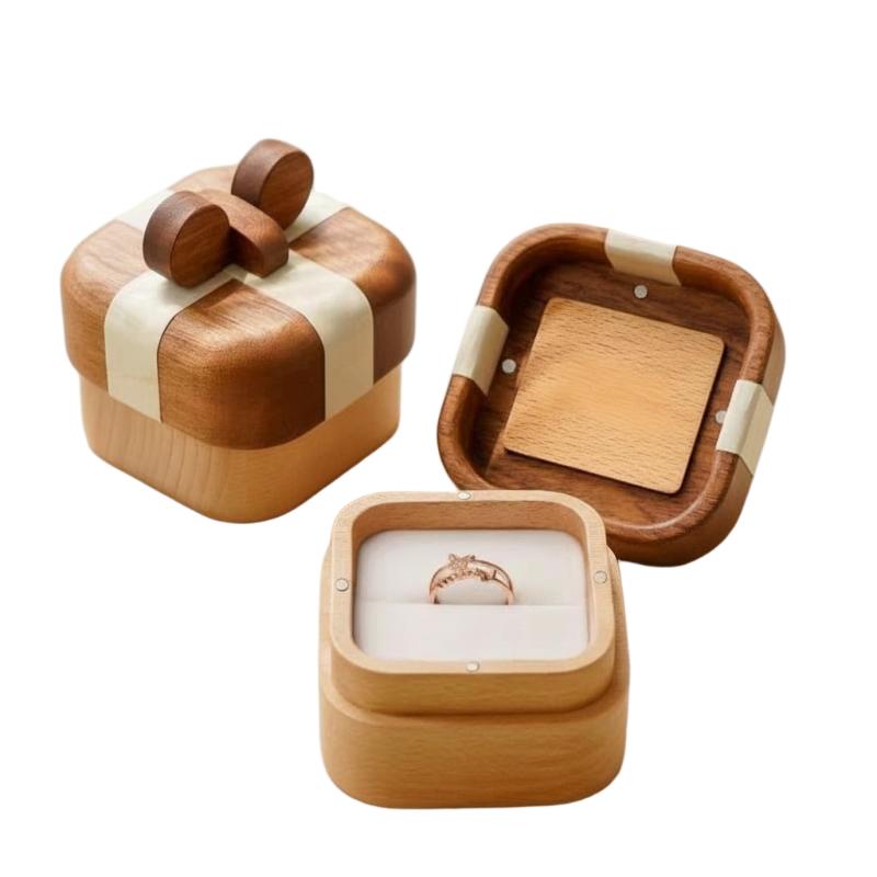 Personalized Gift-Box Wood Ring Box (Beech/Maple)